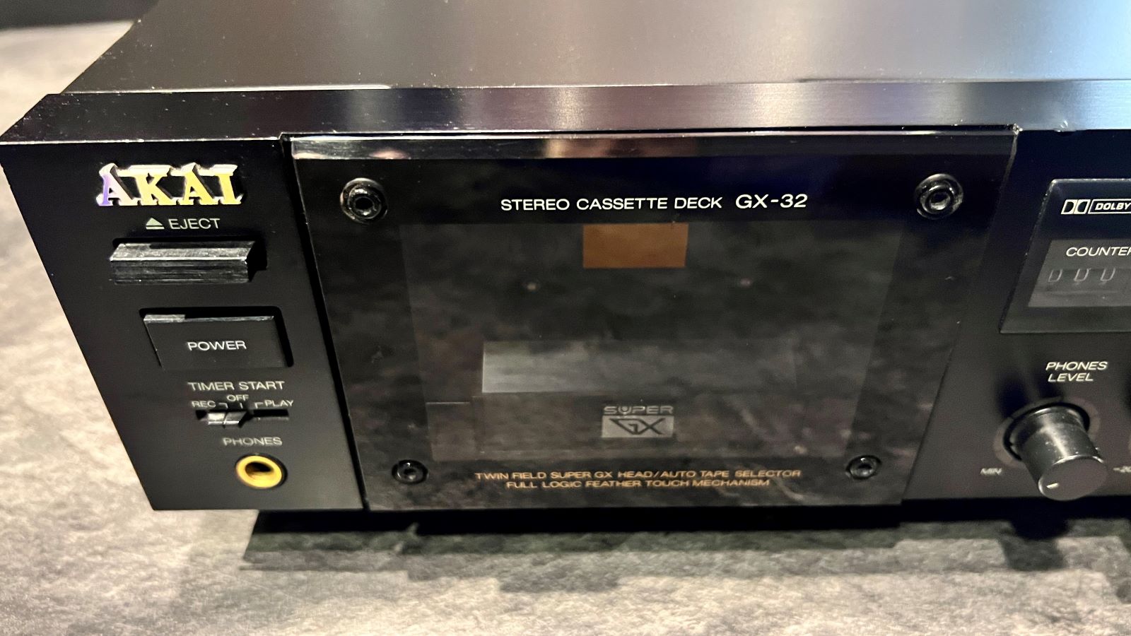 Akai GX-32 • Stereocassettedeck • 2 koppen 