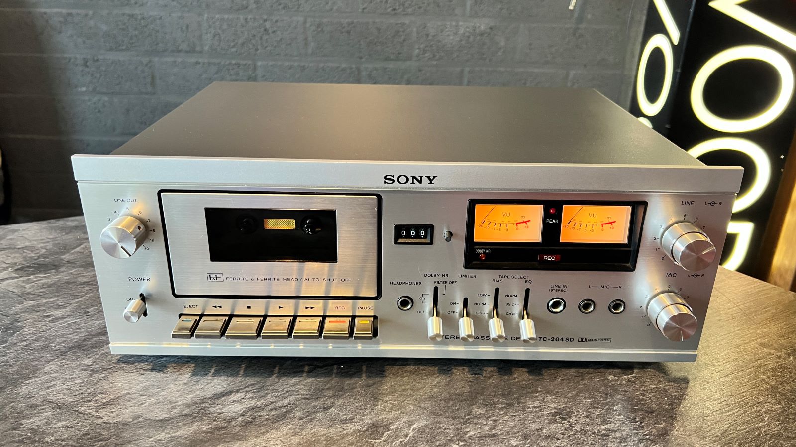 Sony TC-204SD Stereocassettedeck (1975-76)