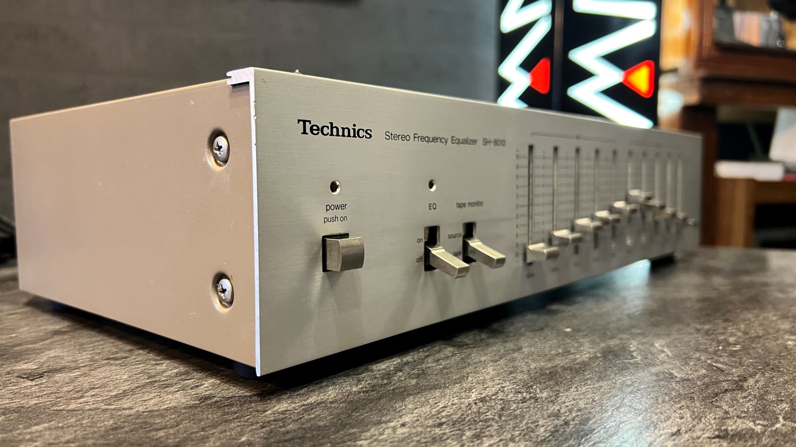 Technics SH-8010 Stereofrequentie-equalizer (1979-82)