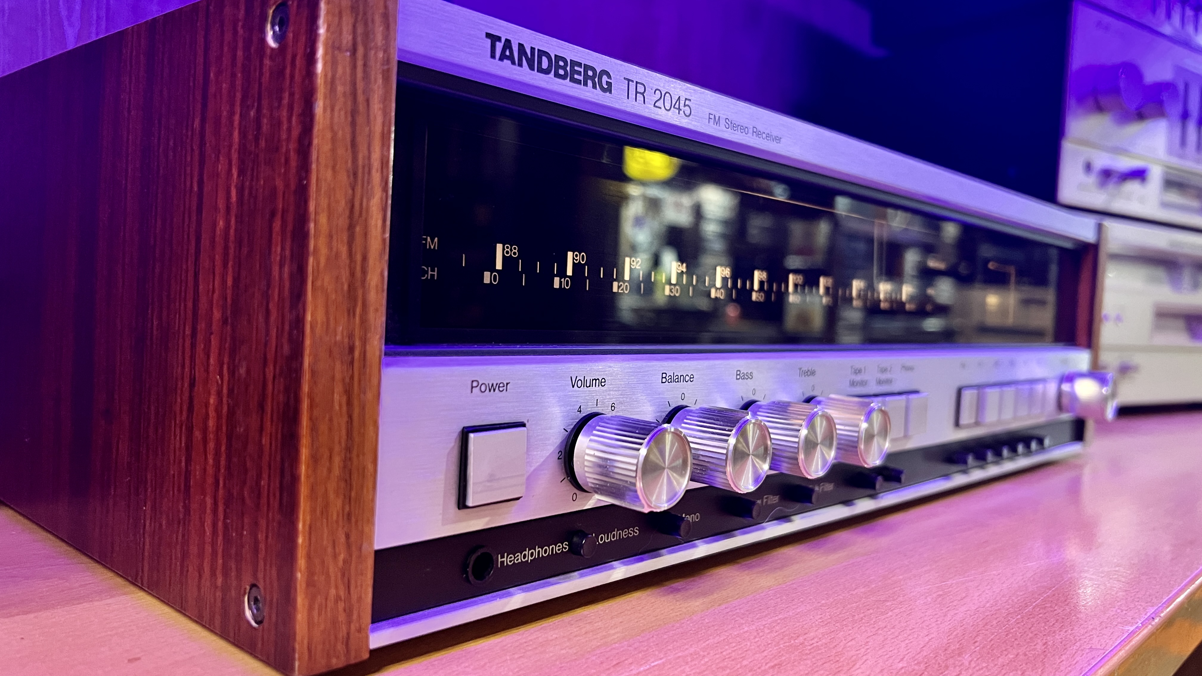 Tandberg TR-2045 VINTAGE FM-stereo-ontvanger (1977-79)