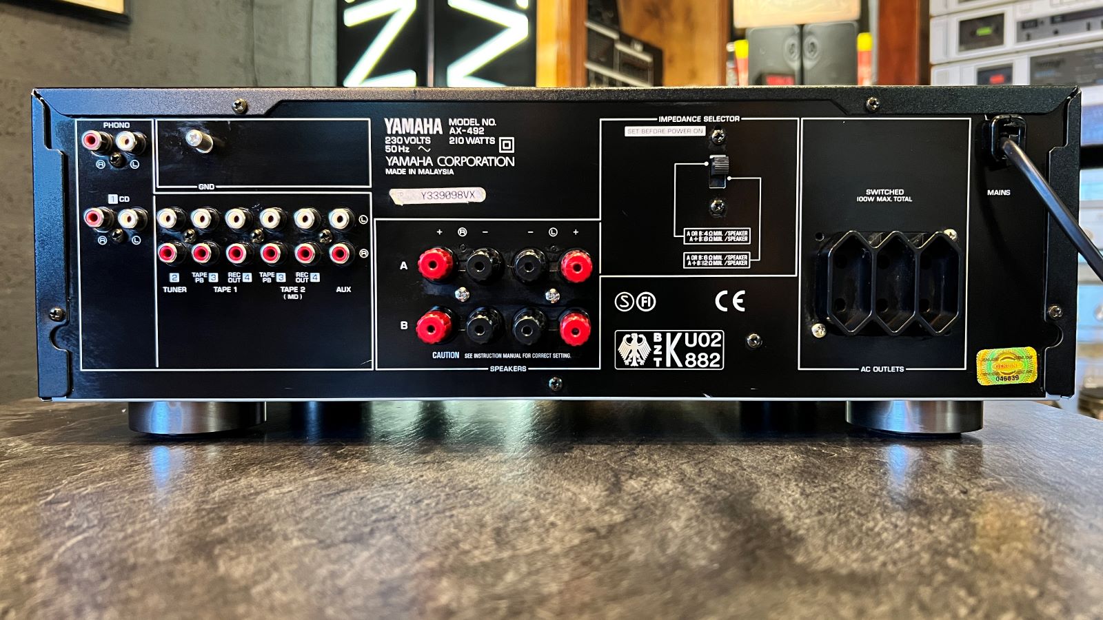Yamaha AX-492 Natural Sound Stereo versterker